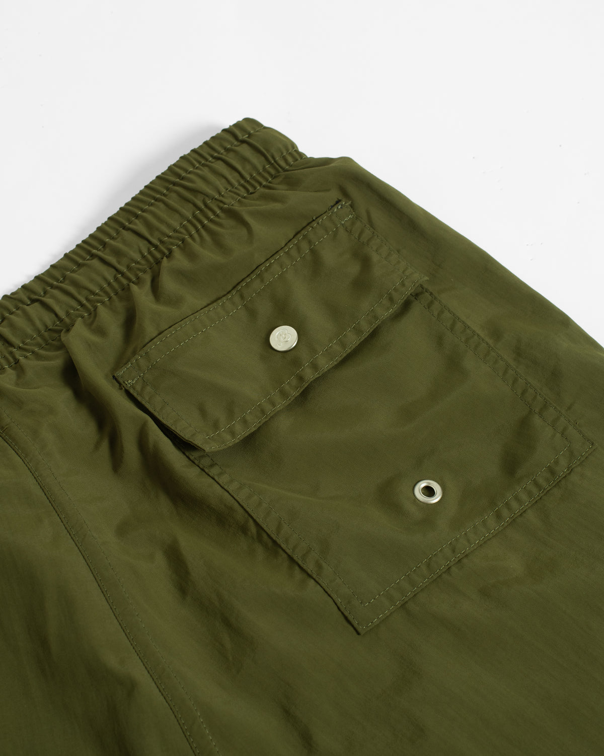 Short de bain olive uni