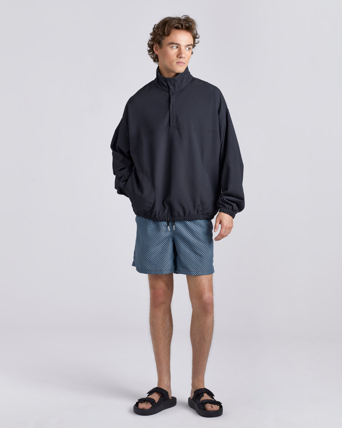Black UV Stretch Pullover