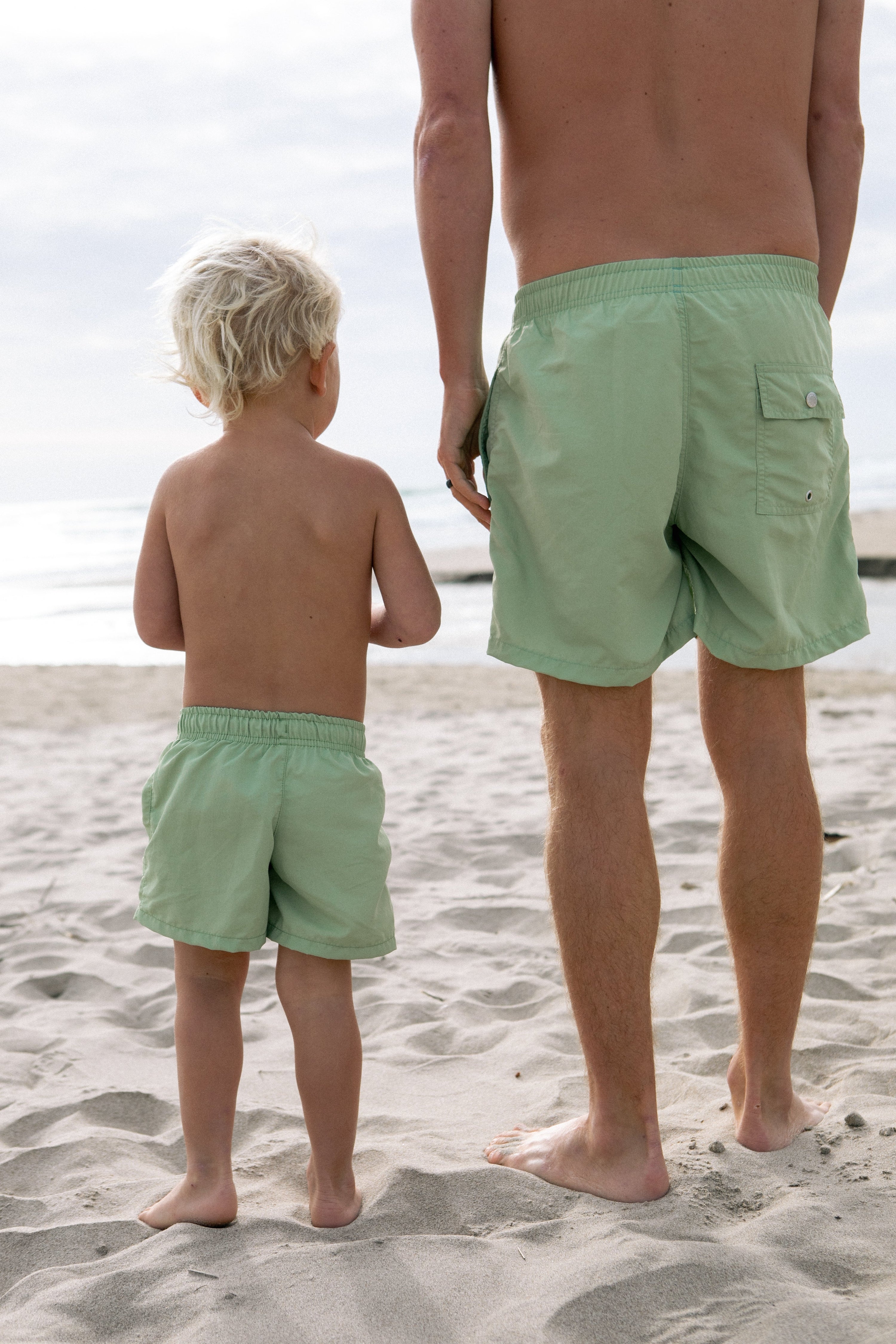 Short de bain enfant uni sauge